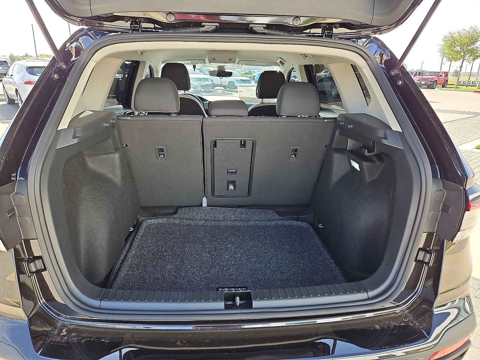 New 2027 Volkswagen Taos S FWD image 12