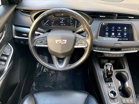 Certified 2023 Cadillac XT4 Premium Luxury w/ Cold Weather Package image 8