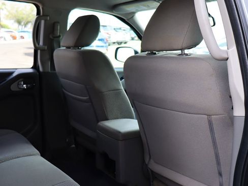 Used 2019 Nissan Frontier SV w/ Value Truck Package AWD/4WD image 28