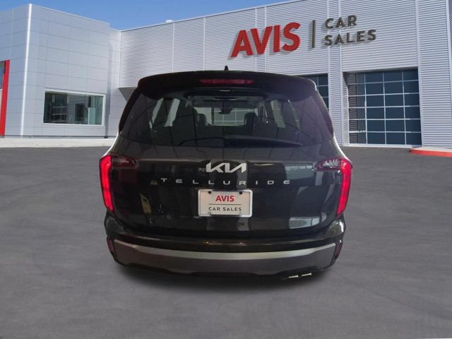 Used 2025 Kia Telluride S FWD image 7