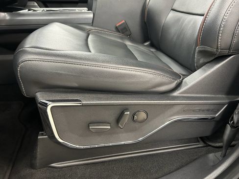 Used 2024 Ford F250 Lariat w/ Lariat Ultimate Package image 33