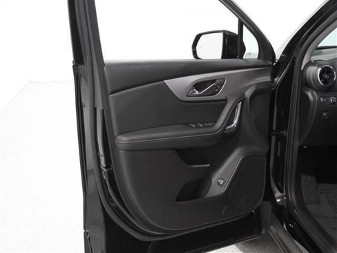 Certified 2023 Chevrolet Blazer LT image 4