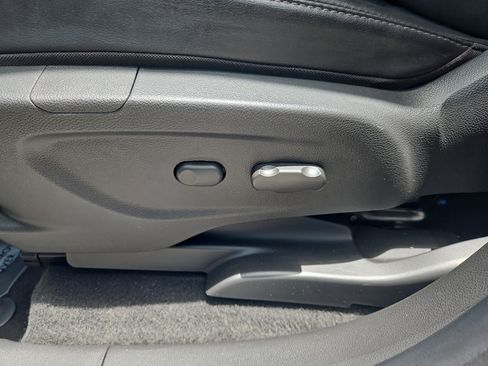 Used 2021 Buick Encore Preferred w/ Safety Package image 12