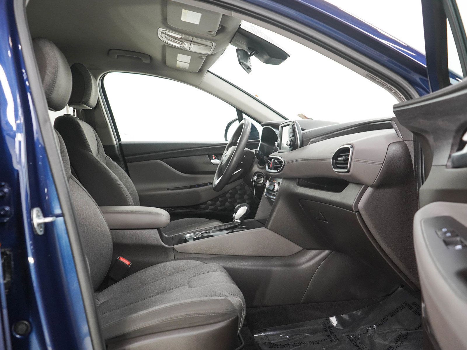 Used 2019 Hyundai Santa Fe SE AWD/4WD image 11