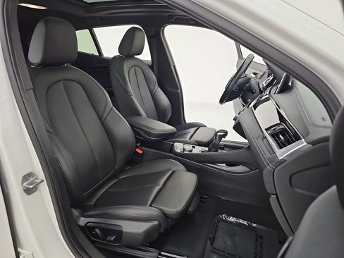 Used 2019 BMW X2 sDrive28i w/ Convenience Package FWD image 12