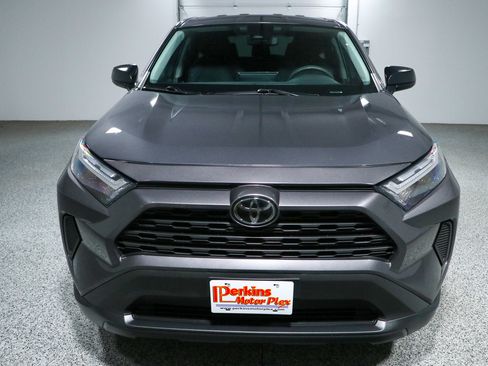 Used 2024 Toyota RAV4 LE FWD image 4