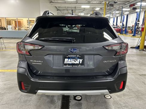 Certified 2020 Subaru Outback Limited image 26