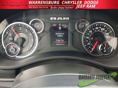 Used 2024 RAM 2500 Big Horn AWD/4WD image 14