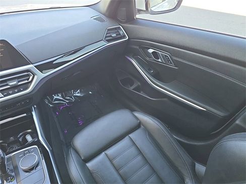 Used 2019 BMW 330i Sedan image 15