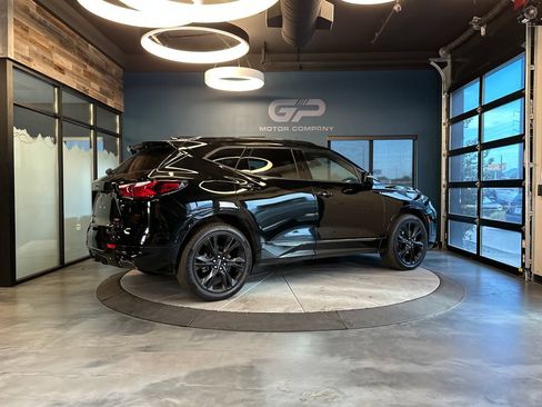 Used 2022 Chevrolet Blazer RS w/ Enhanced Convenience Package AWD/4WD image 3