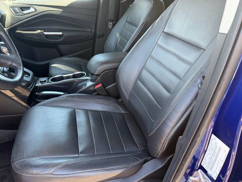 Used 2016 Ford Escape Titanium FWD image 21