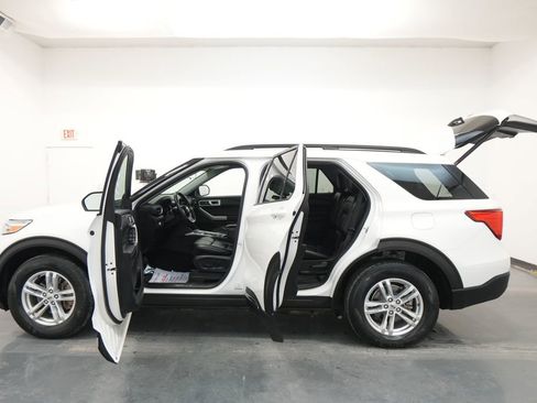 Used 2020 Ford Explorer XLT w/ Equipment Group 202A image 26