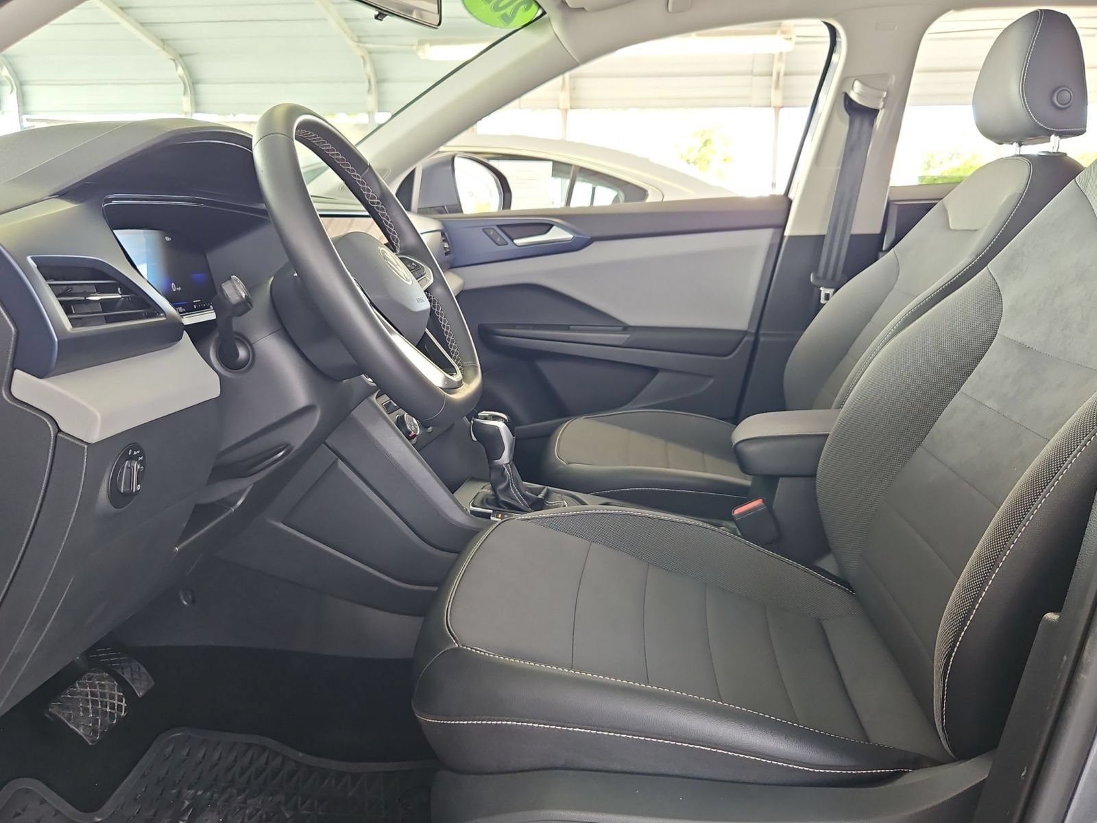 Used 2022 Volkswagen Taos SE FWD image 20
