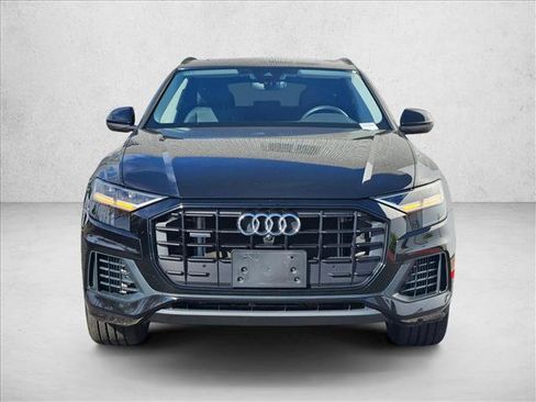 Used 2022 Audi Q8 Premium AWD/4WD image 2