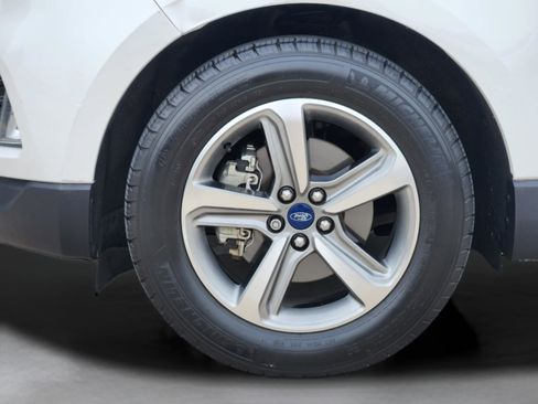 Used 2020 Ford Edge SEL w/ Convenience Package FWD image 37