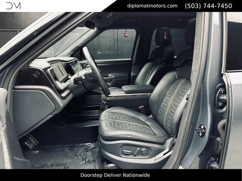 Used 2022 Rivian R1T Adventure AWD/4WD image 17