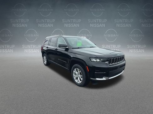 Used 2023 Jeep Grand Cherokee L Limited w/ Trailer Tow Group (B) image 38