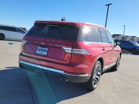 New 2026 Lincoln Aviator Reserve w/ Luxury Package AWD/4WD image 3