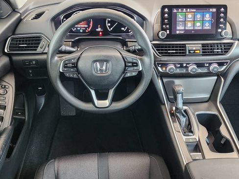 Used 2018 Honda Accord EX image 26