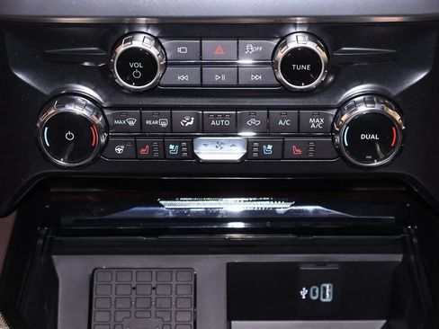 New 2026 Ford F350 King Ranch w/ Chrome Package AWD/4WD image 28