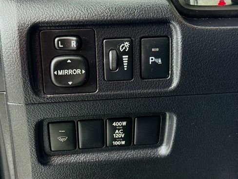 Used 2014 Toyota 4Runner Limited image 10