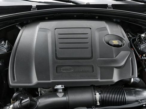 Used 2025 Land Rover Range Rover Velar S image 43