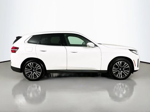 Used 2025 BMW X3 xDrive30i w/ Premium Package AWD/4WD image 4