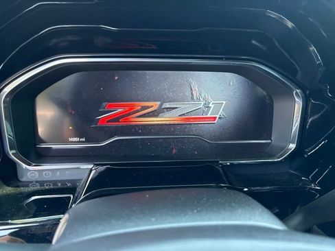 Used 2024 Chevrolet Silverado 2500 LTZ w/ LTZ Convenience Package AWD/4WD image 19