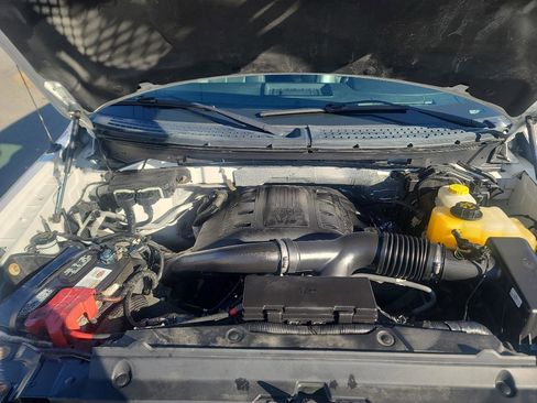 Used 2014 Ford F150 Platinum image 24