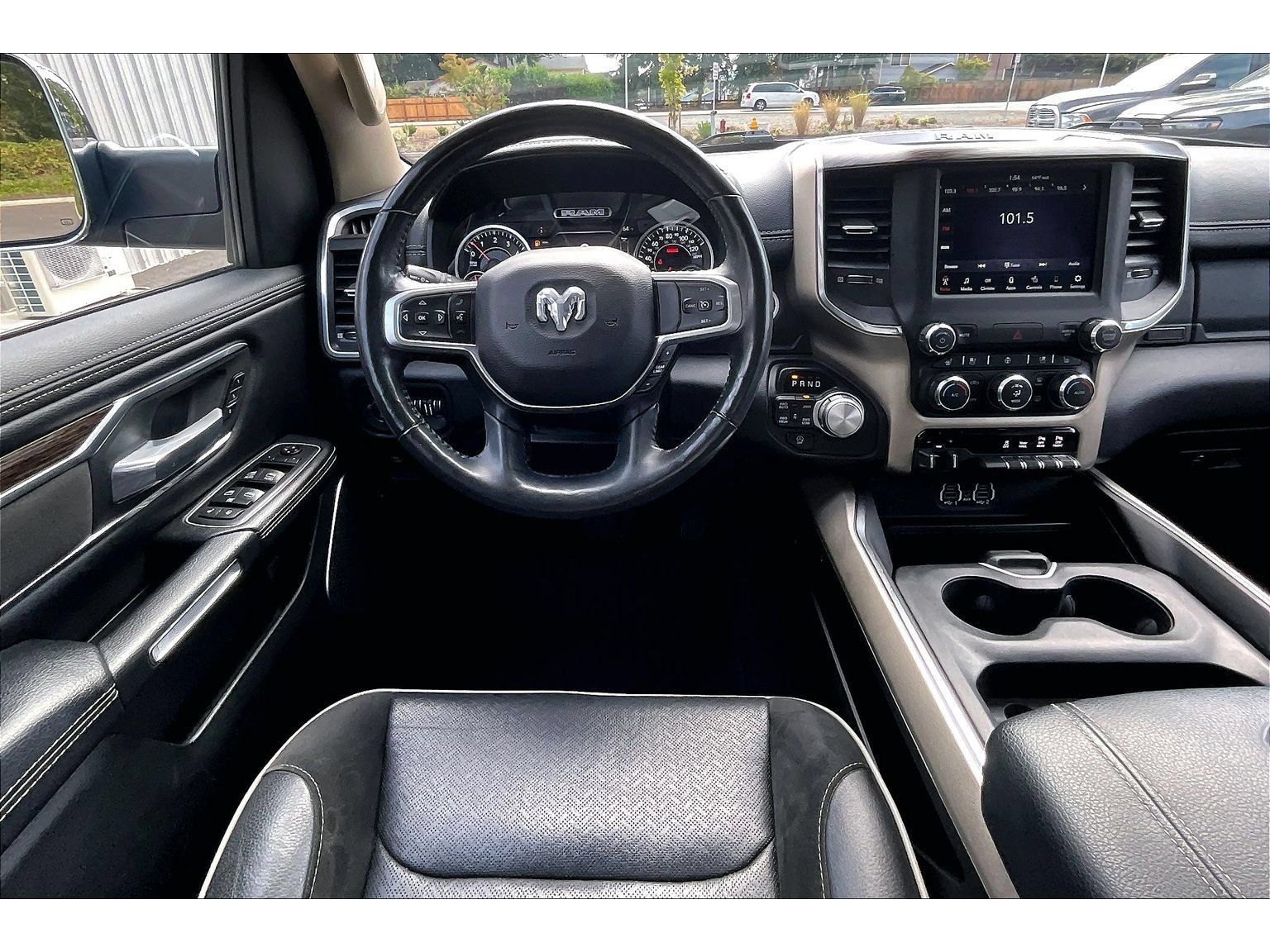 Used 2020 RAM 1500 Laramie AWD/4WD image 5