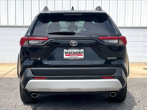 Used 2024 Toyota RAV4 Adventure AWD/4WD image 5
