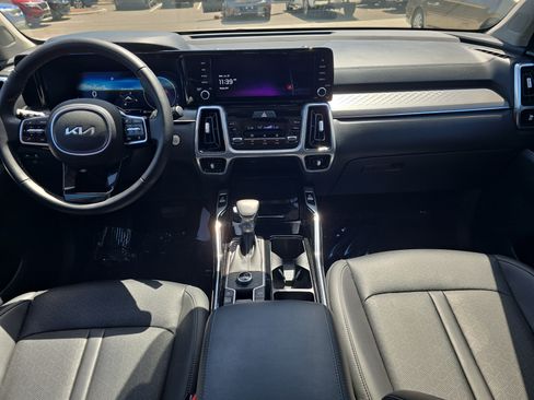 Certified 2023 Kia Sorento SX AWD/4WD image 13