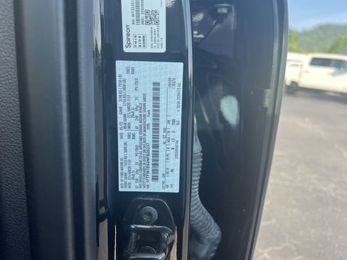 Certified 2022 Ford F150 Platinum w/ Equipment Group 701A High image 19