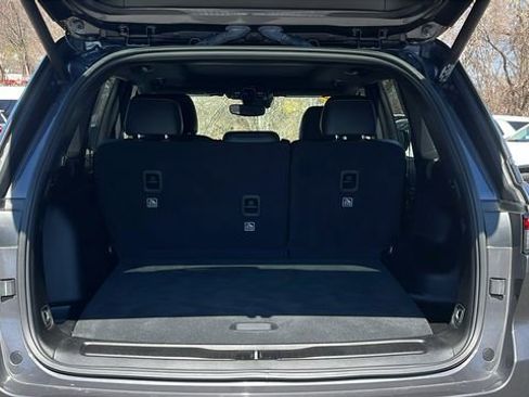 Used 2024 Jeep Grand Cherokee Limited image 23