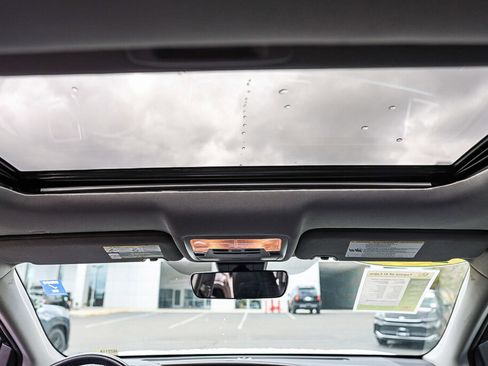 Used 2018 Toyota Highlander Limited FWD image 7