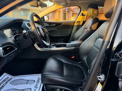 Used 2020 Jaguar XE S image 3