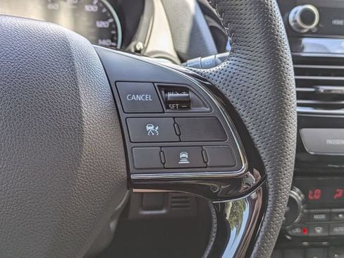 Used 2025 Mitsubishi Eclipse Cross AWD image 29