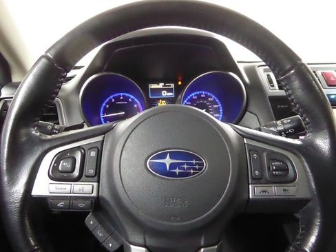 Used 2016 Subaru Outback 2.5i Limited image 11