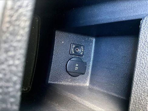 Used 2013 Volkswagen Passat 2.5 S image 16