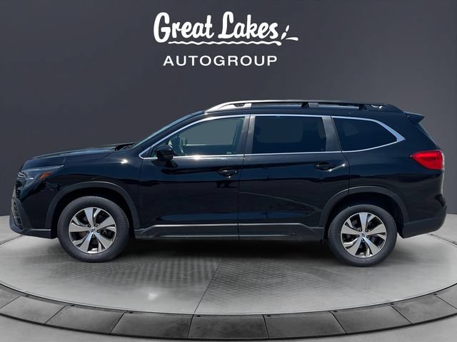 Used 2024 Subaru Ascent Premium w/ Convenience Package AWD/4WD image 2