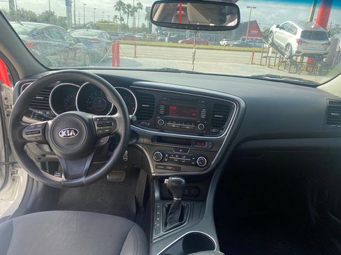 Used 2015 Kia Optima LX image 10