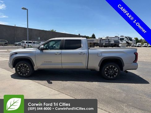 Used 2024 Toyota Tundra Limited AWD/4WD image 10