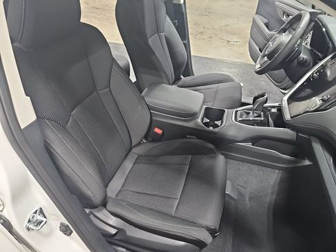 Used 2025 Subaru Legacy Premium AWD/4WD image 10