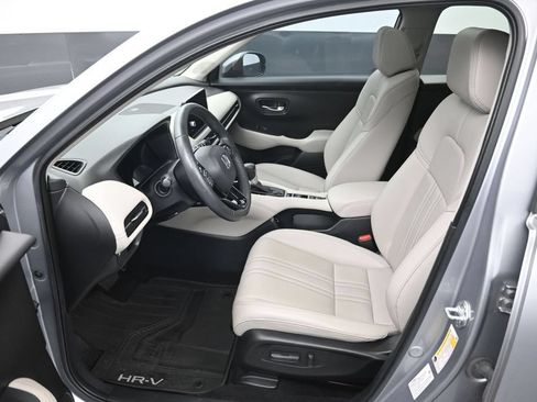 Used 2024 Honda HR-V EX-L image 9