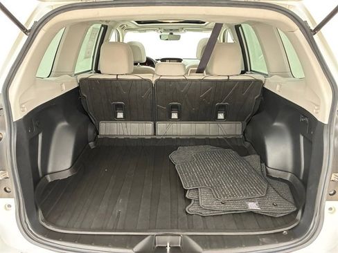 Used 2018 Subaru Forester 2.5i Premium w/ All-Weather Package image 17