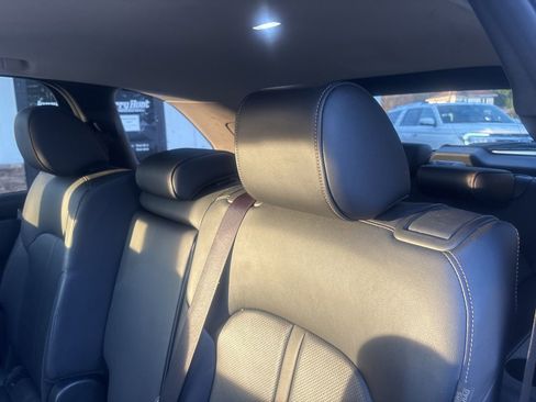 Used 2024 MAZDA CX-90 3.3 Turbo w/ Preferred Plus image 5