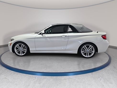 Used 2016 BMW 228i Convertible RWD image 8