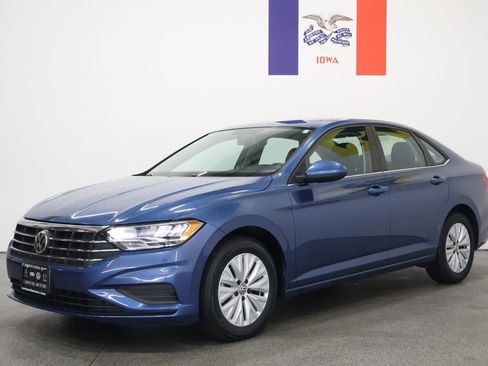 Used 2019 Volkswagen Jetta S w/ Driver Assistance Package FWD image 8