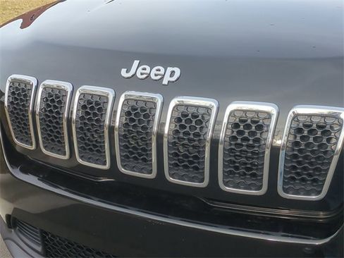 Used 2022 Jeep Cherokee Latitude Lux image 24