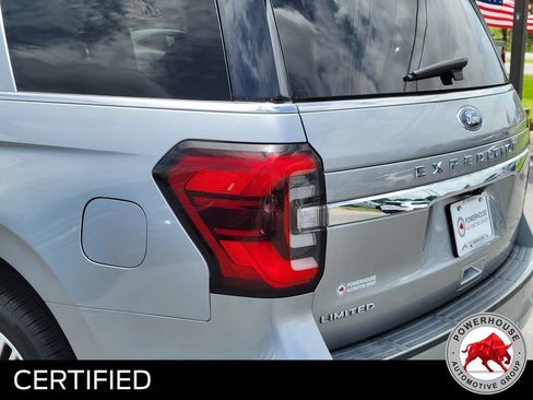 Used 2022 Ford Expedition Limited RWD image 12